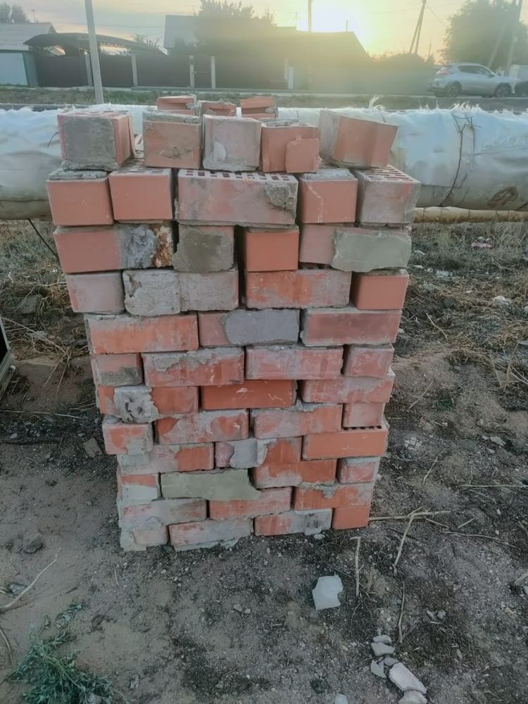 Кірпіш (облицовочный кирпич) б/у