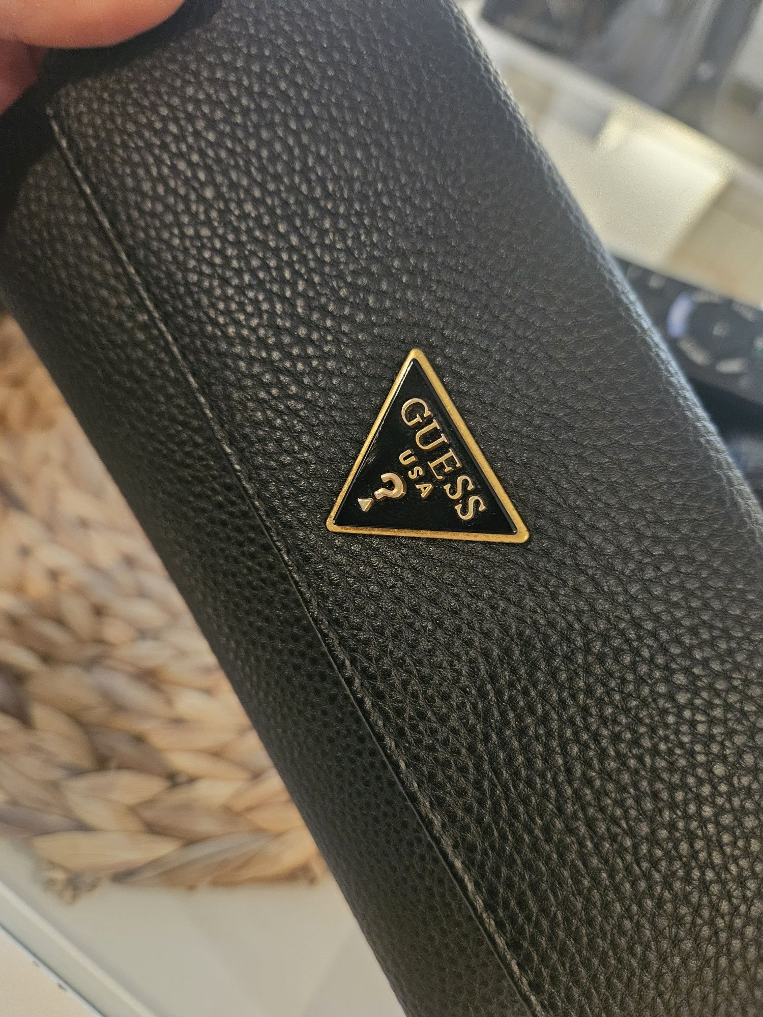 Guess дамски портфейл