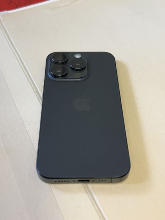 Iphone 15 Pro 256gb + Подаръци!