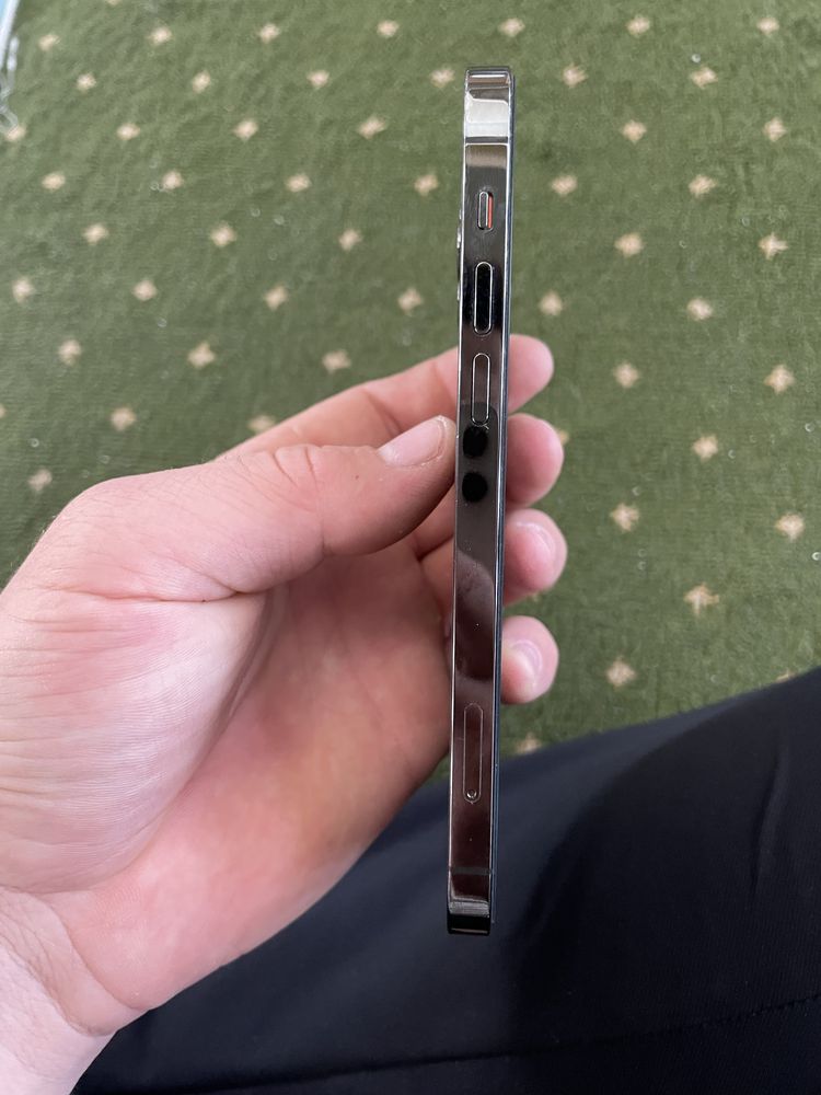 Iphone 12pro LL/A