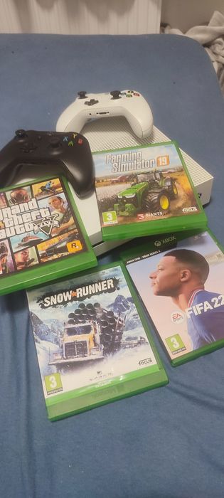 Vand xbox one s impecabil