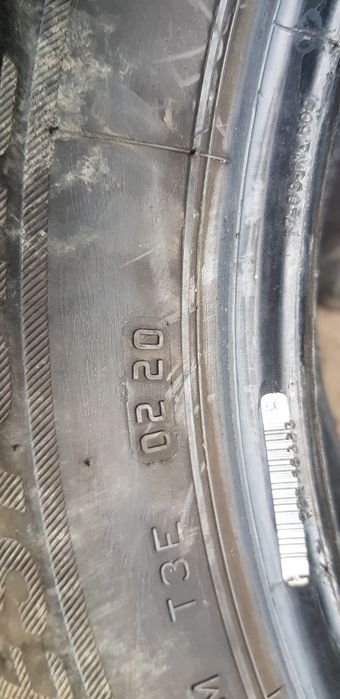 Зимни гуми-2020г.-17цола-215/55-1бр.-120лв."BRIDGESTONE "