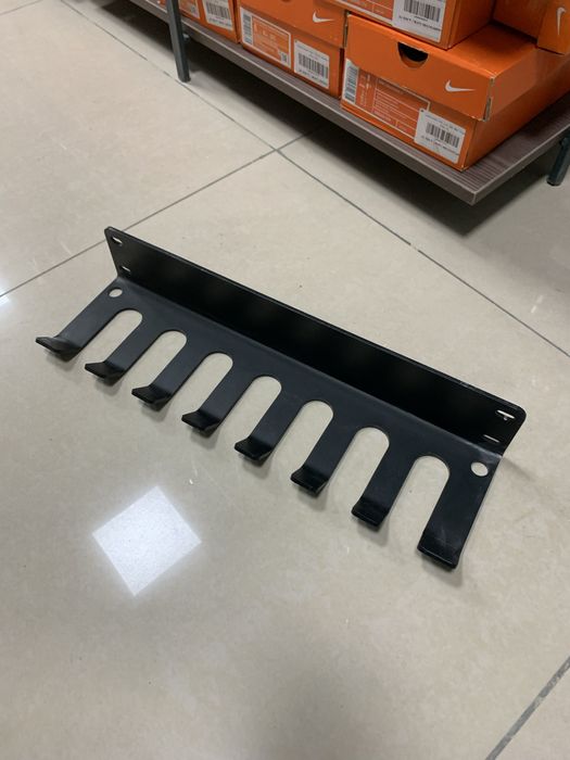 Вешалка для бейсбольной биты металическая