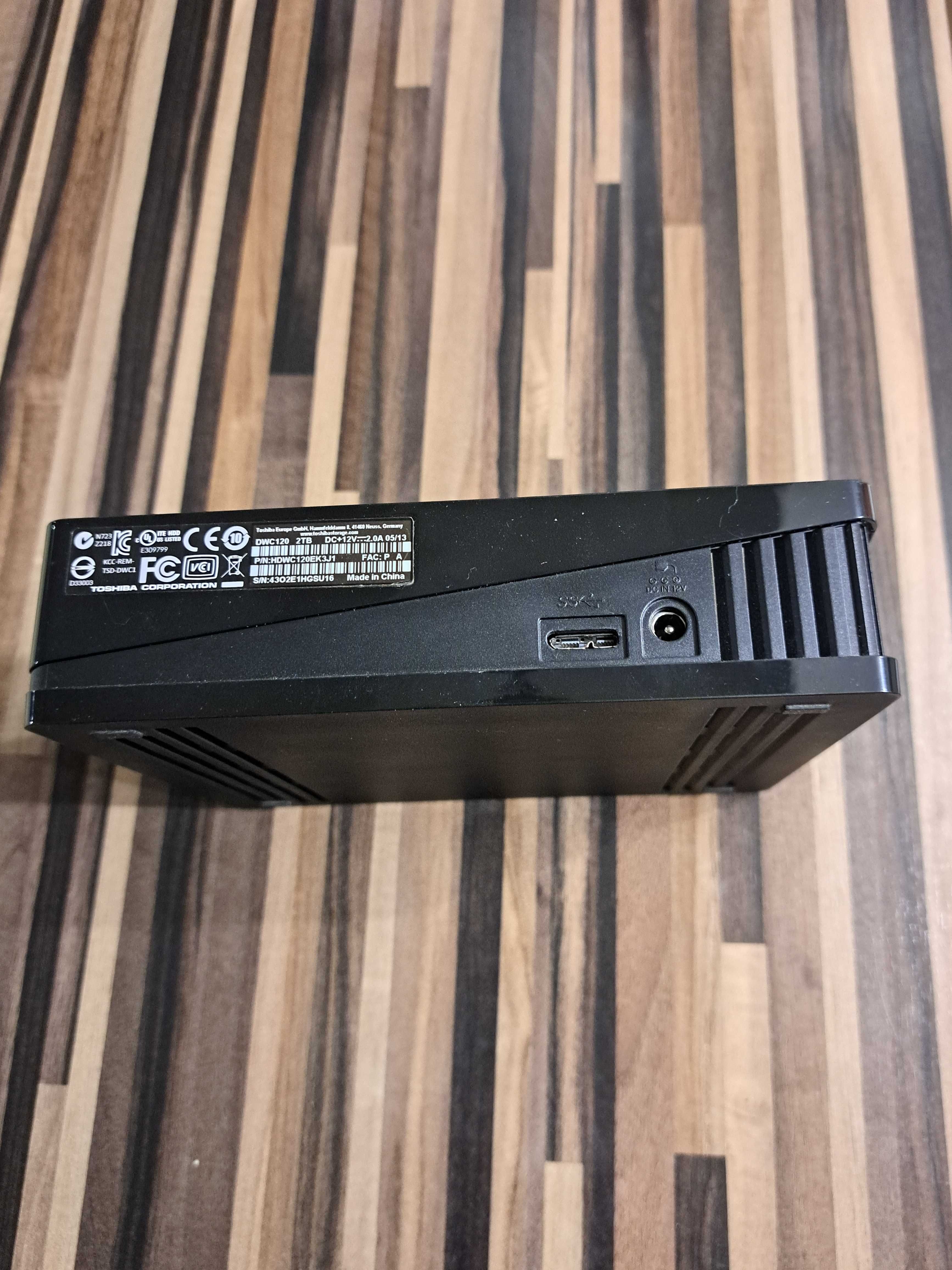 Външен твърд диск TOSHIBA CANVIO 2TB 3,5"  USB 3.0 / 2.0