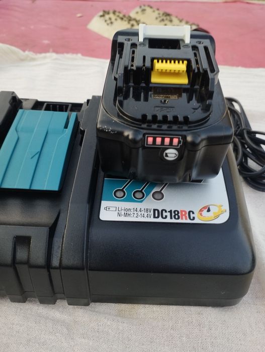 Акумулятор зарядчиги билан!!