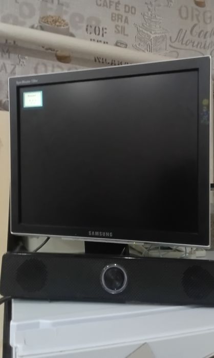 продам два монитора