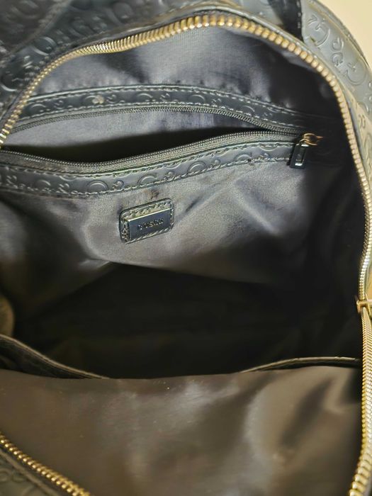 Guess оригинална дамска раница