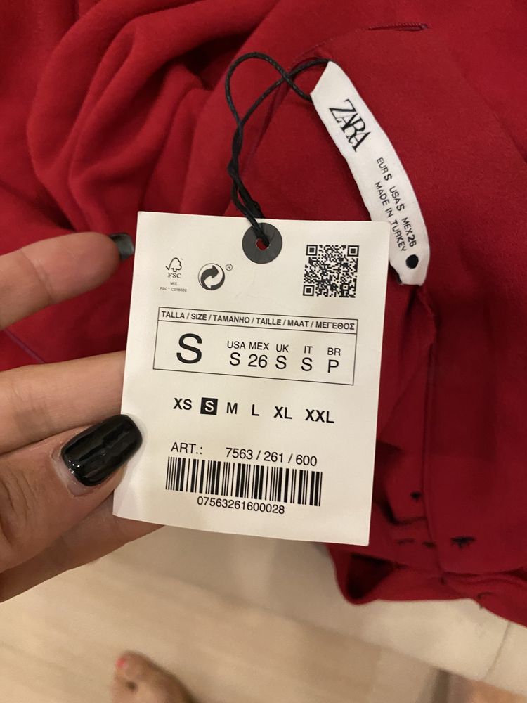 Рокля  за повод на Zara