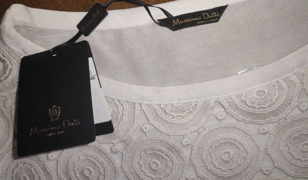 Bluza Massimo Dutti mărimea 42 noua cu eticheta.