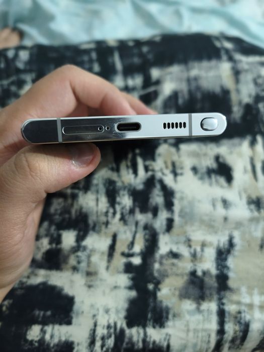 Samsung s22 ultra 12 RAM 256 GB