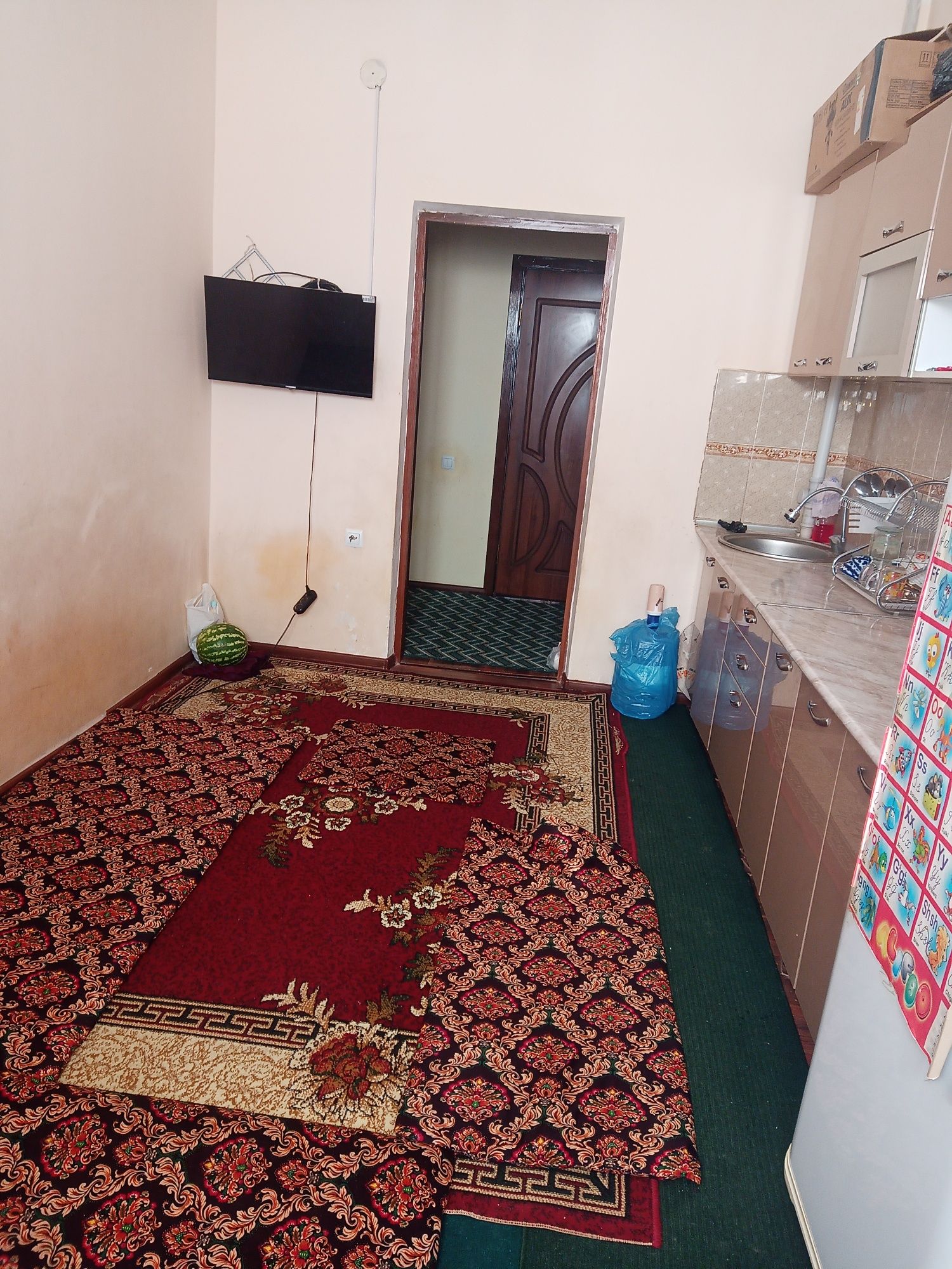 Qoʻshimcha olti tonnalik hovuzi bor
