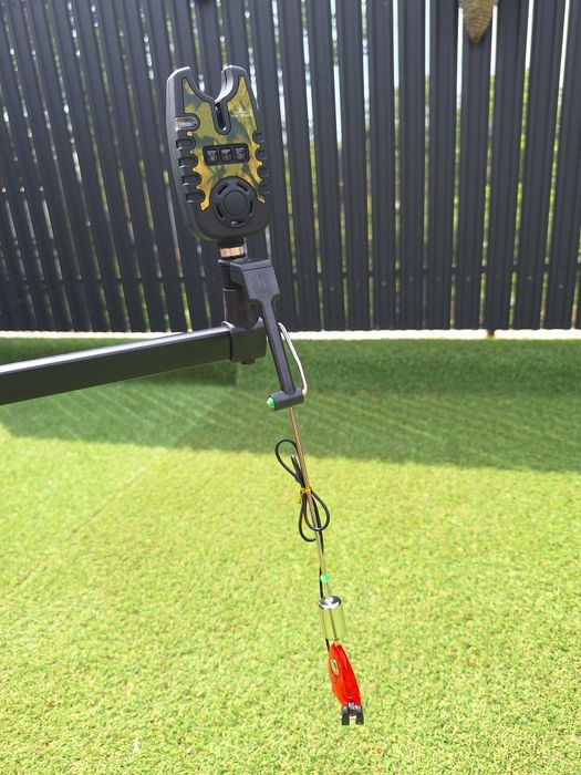 Rod pod FL168 Duo Pod full echipat cu 4 avertizori si 4 swingere