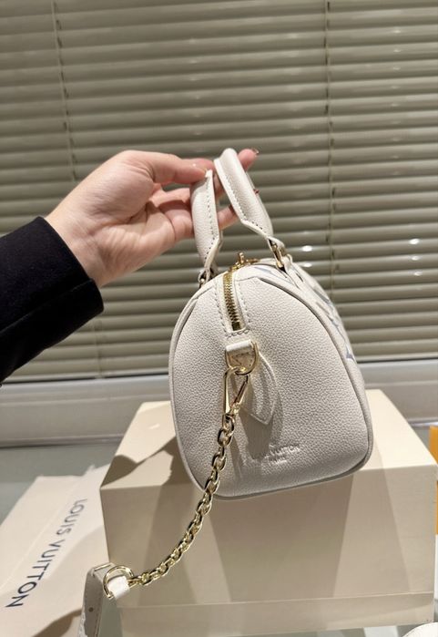 Дамска чанта Louis Vuitton