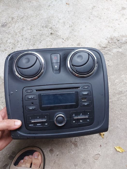Radio cd dacia.renault.