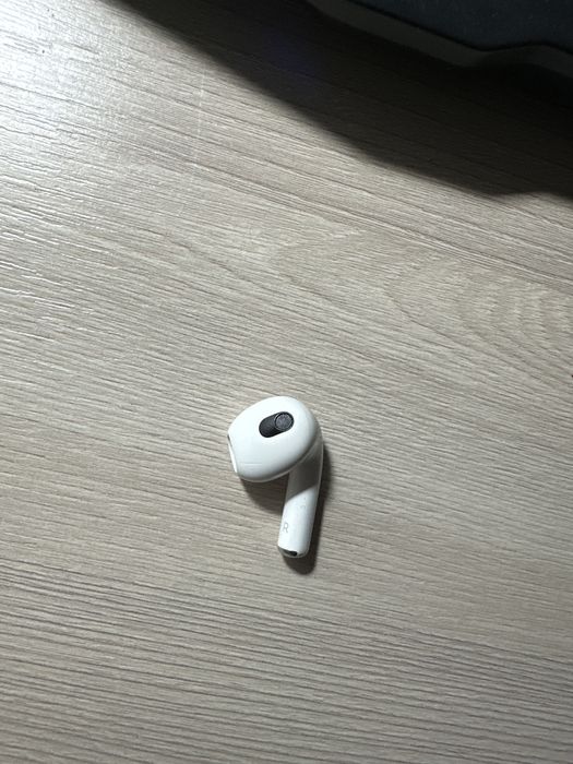 Правая Сторона Air pods 3 оригинал