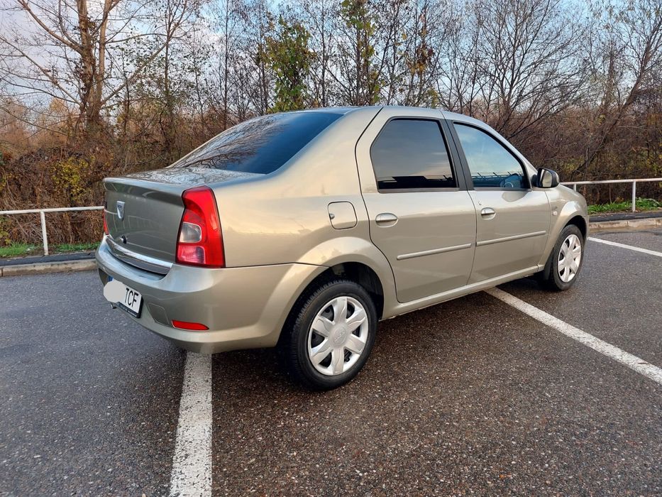 Vand dacia logan
