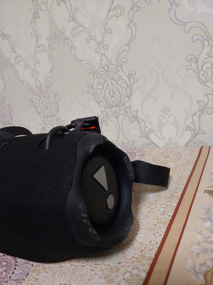 Колонка JBL xtreem 4