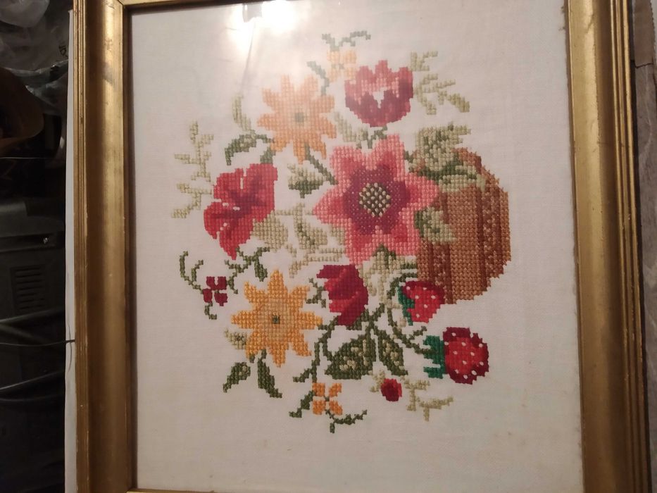 Продавам Гоблен в рамка