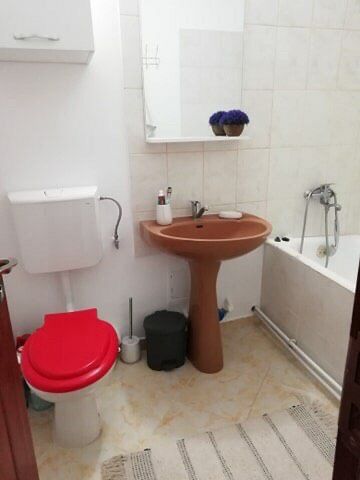 Garsoniera de inchiriat