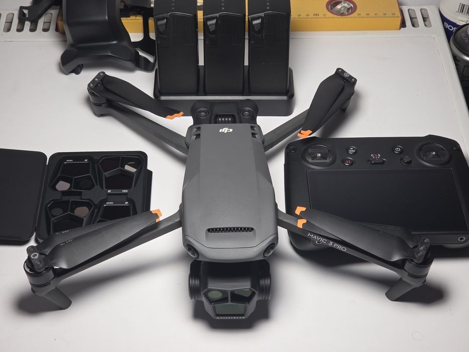 Drona Dji Mavic 3 pro & Mini 3 pro