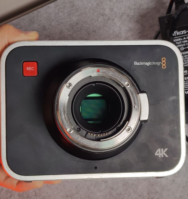 Blackmagic Production Camera  4k для кино, клипов