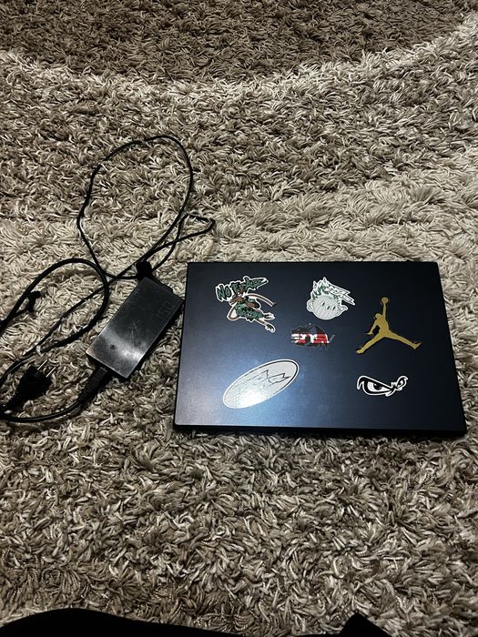 laptop de birou sau gaming asus