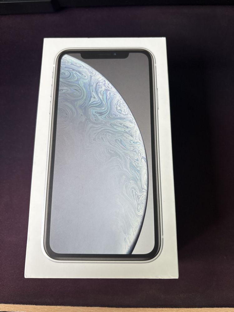 Iphone XR 64GB White Battery health 79%