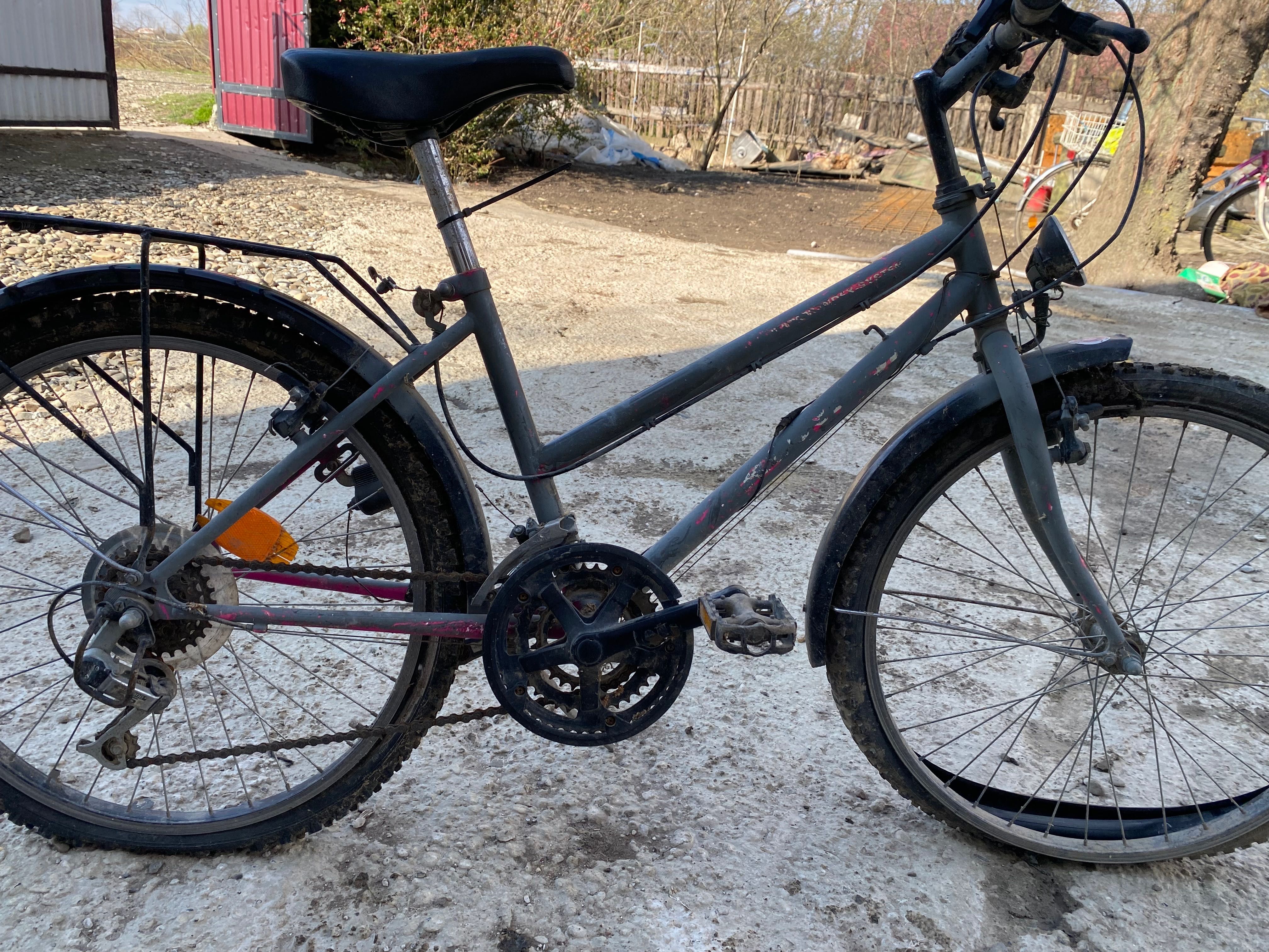 Vând bicicletă pentru copii
