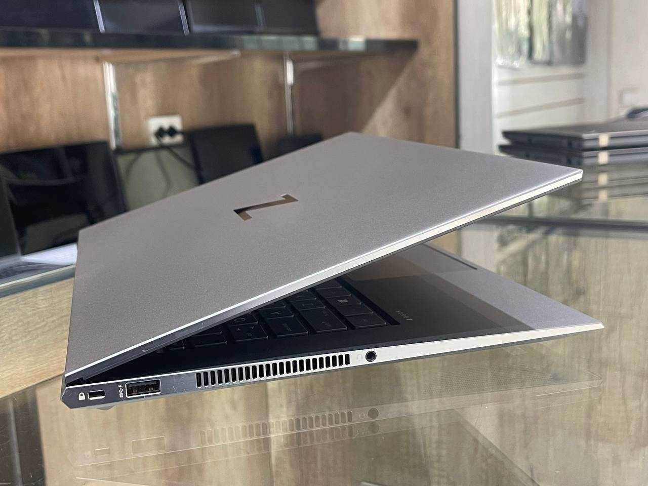 HP ZBook Studio 15 Core i7-11800H озу16гб 512ssd Nvidio Quadro T1200