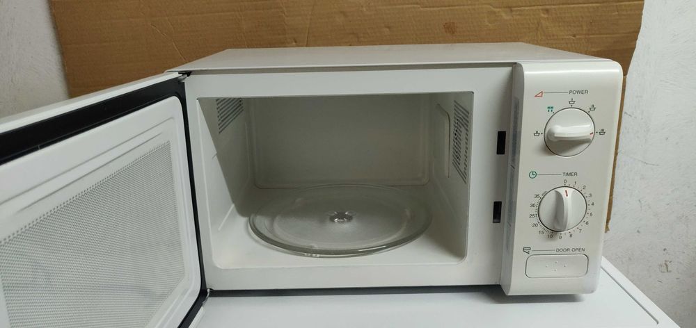 Cuptor cu microunde Daewoo