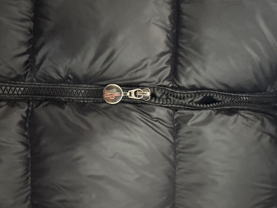 Moncler Maya чисто ново