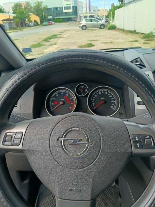 Опел Зафира, 1.6, бензин-метан/заводско/, 2008г., 94кс, 7 места,