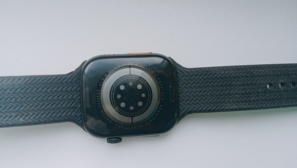 Обменяю смарт-часы