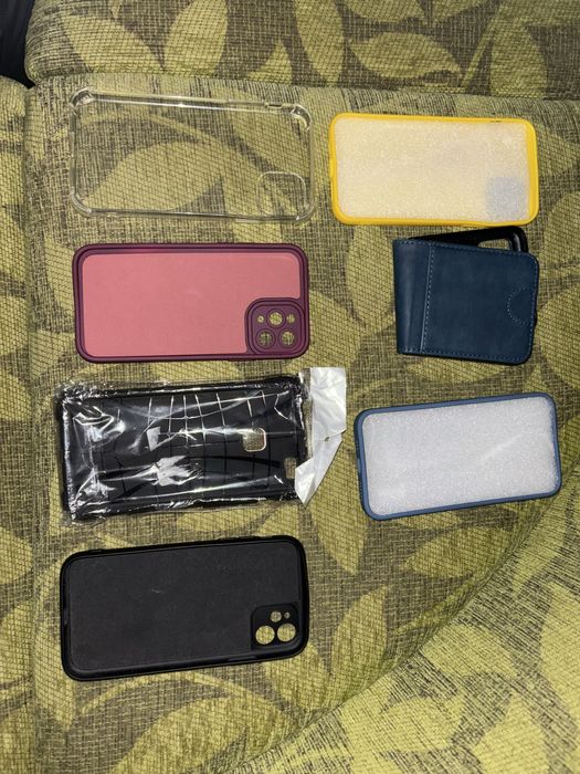 Различни калъфи за телефони