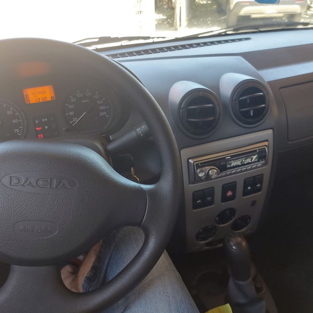 Dacia Logan 2008 1.4 MPI