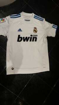 Оригинална блуза на  Real Madrid-L размер