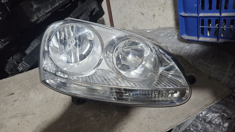 Ляв Фар/Ляв стоп / дясно странично огледало за VW Голф 5