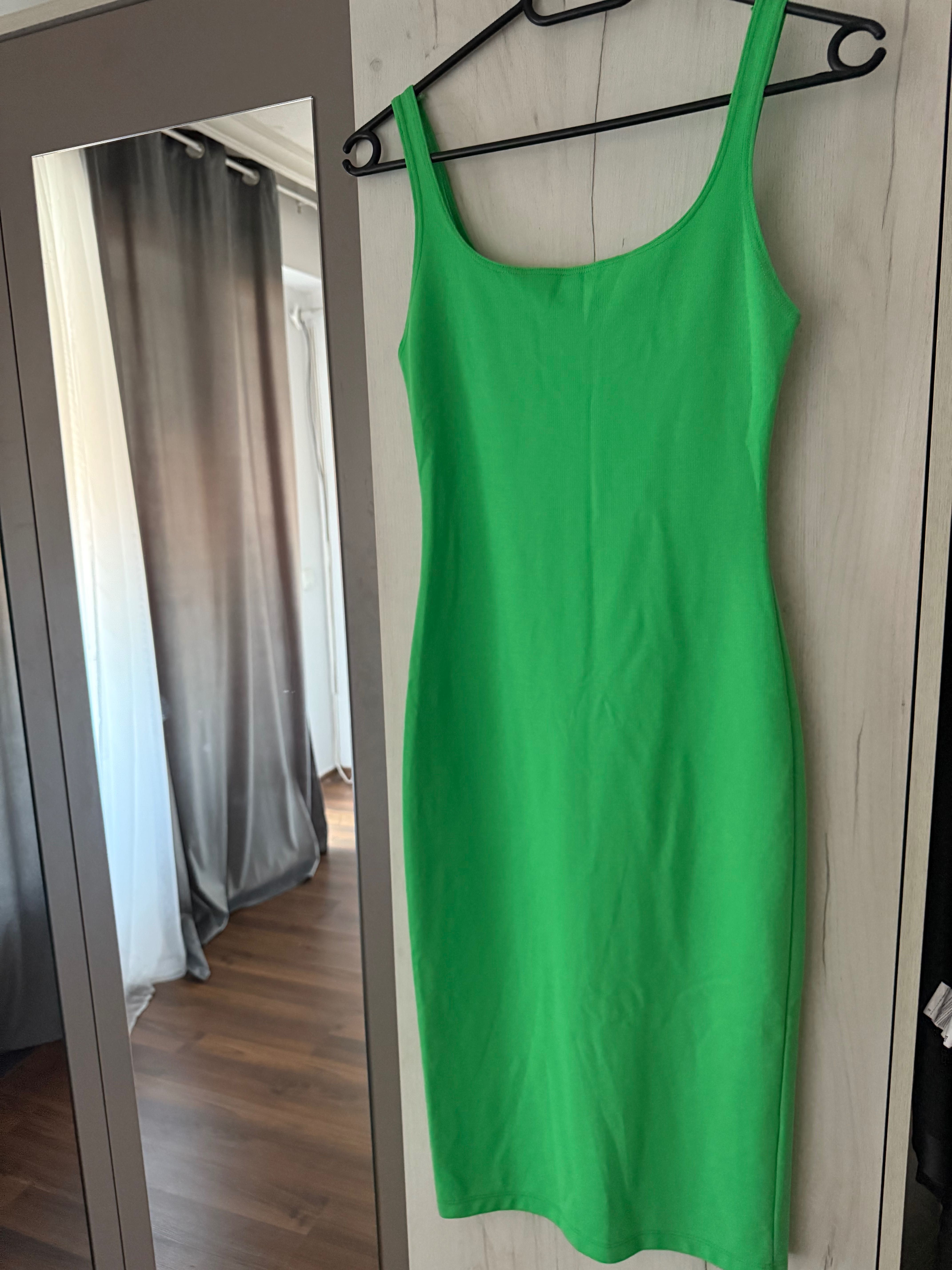 Рокли на  ZARA .