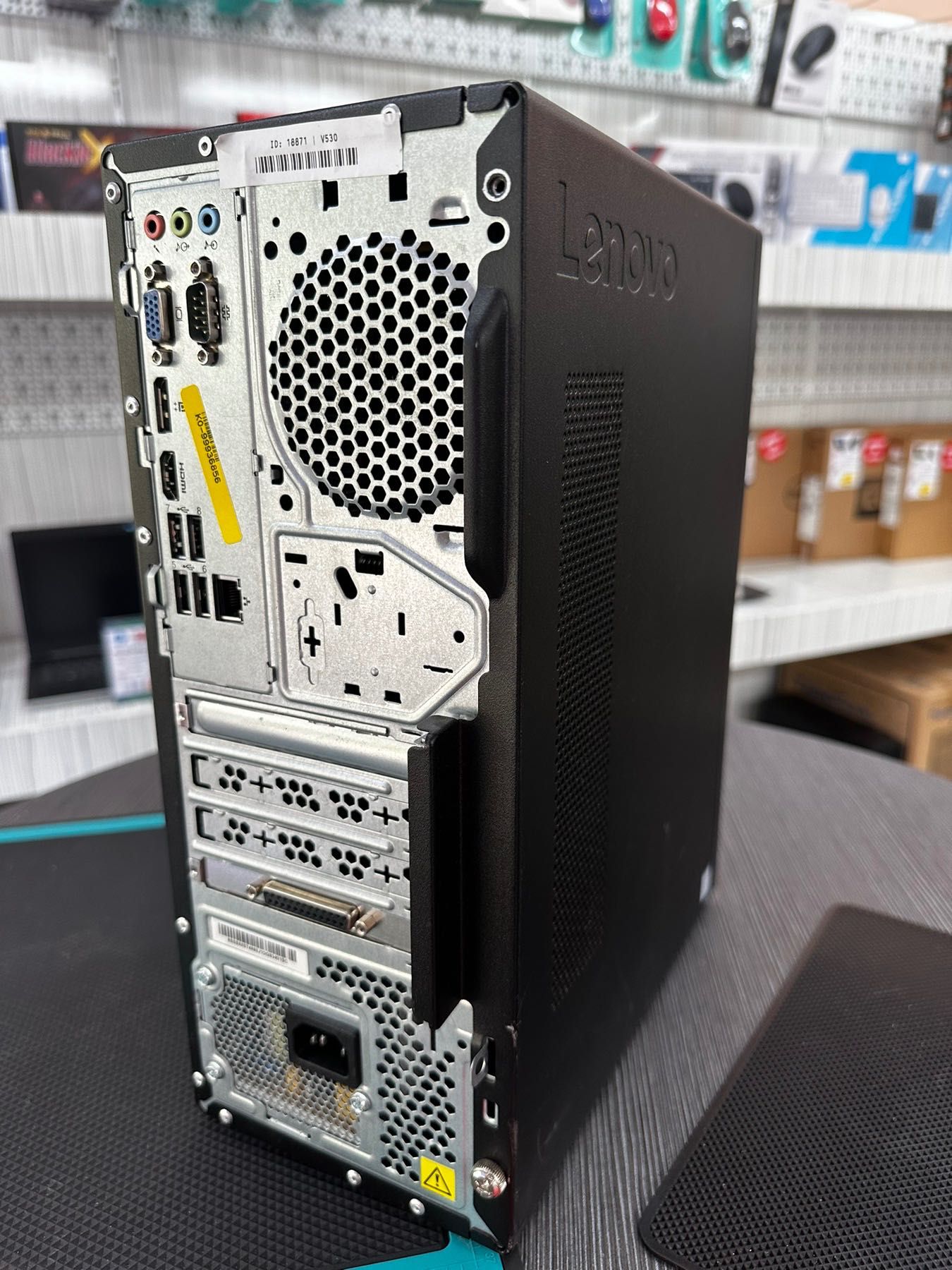 Настолен компютър Lenovo V530 i5/8GB RAM/1TB HDD с 6 месеца гаранция!