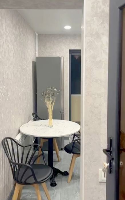 Продаю квартиру без посредников 1/4/5 ТЦ Некст по ул. Бобура