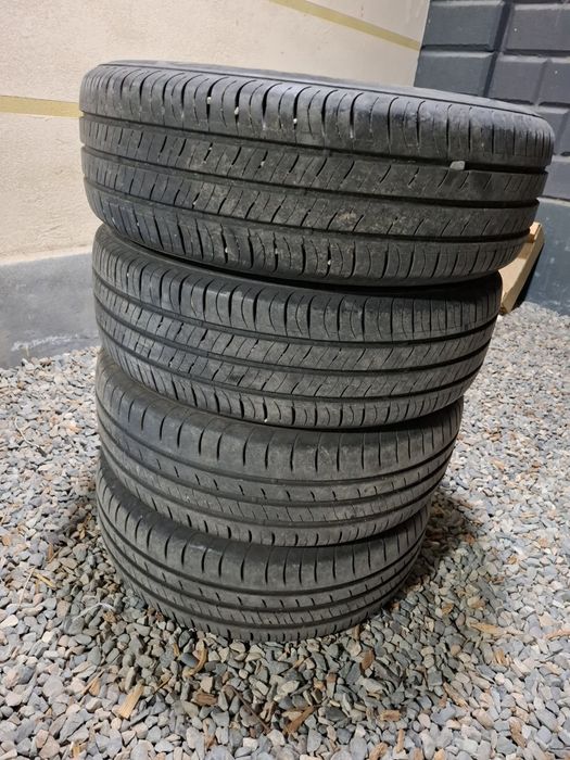 Продам летние шины в хорошем состоянии 205/65 16
