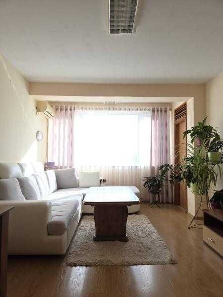 Тристаен апартамент под наем в ж.к. Славейков