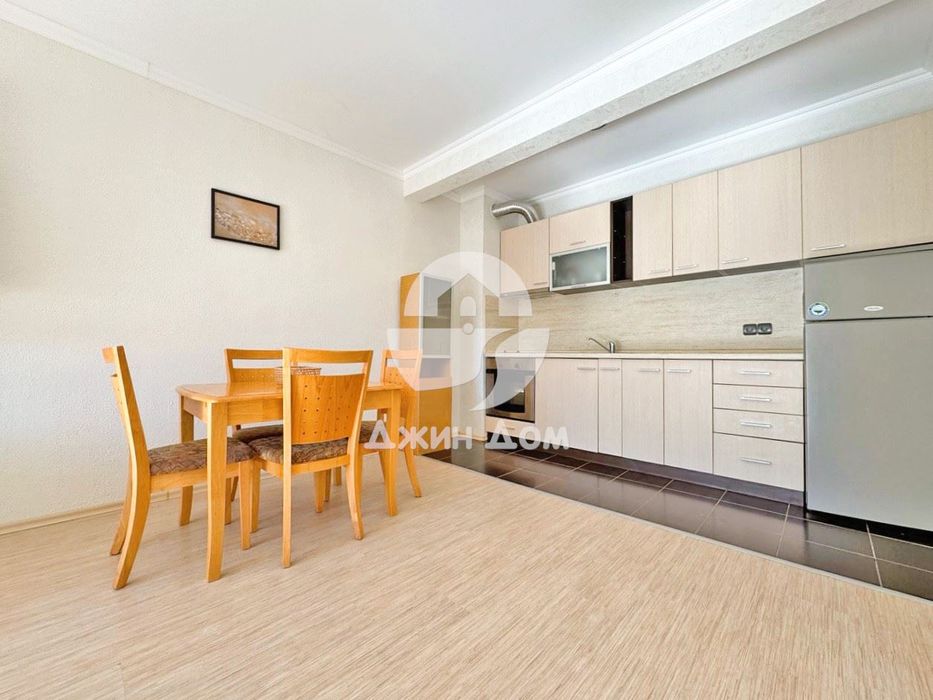 Продава се Двустаен апартамент в к.к. Слънчев бряг - 75 кв.м за 1060 €/кв.м - Снимка #2