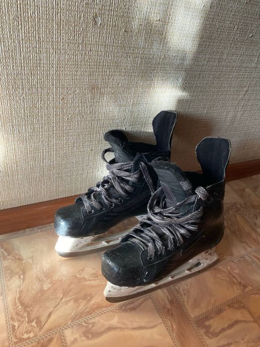 Коньки Bauer supreme