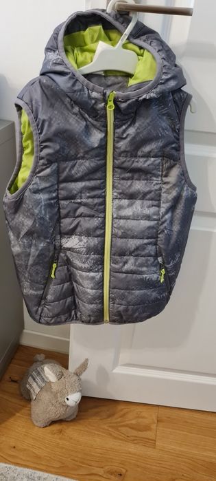 Vesta Decathlon pt 10 ani