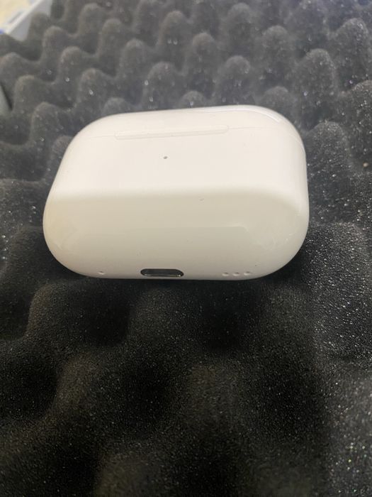 Airpods pro 2 type c кейс оригинал