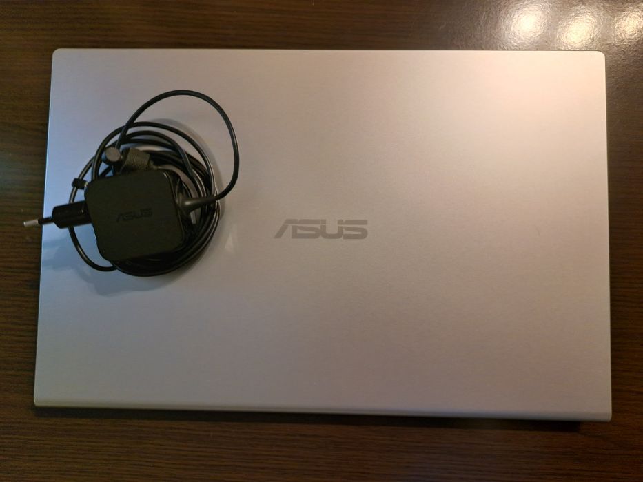 Laptop Asus Windows 11