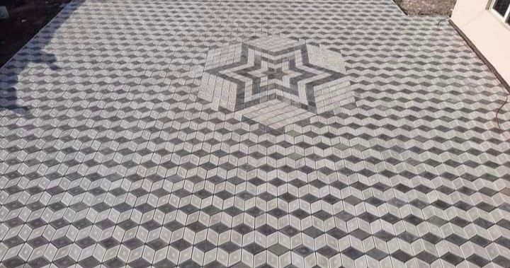 Pavaje la comanda plus montaj peste 200 de modele!!