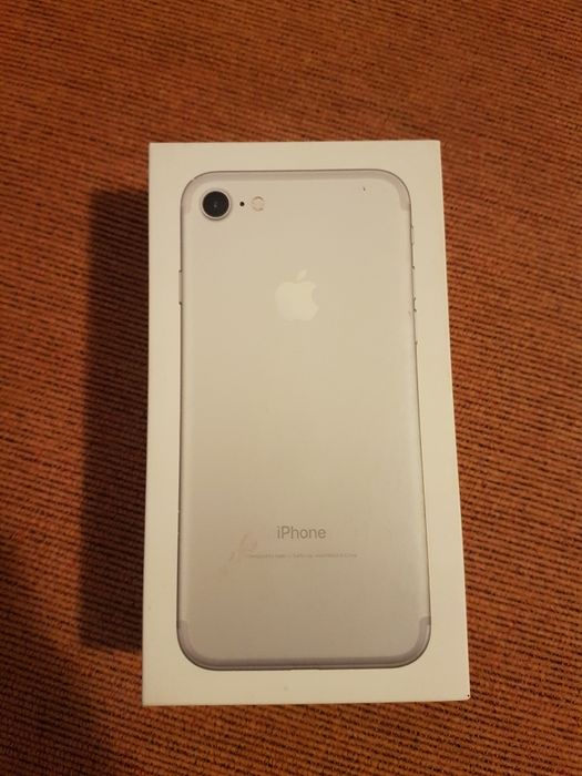 Vând Cutie Iphone 7