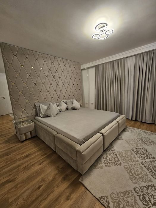 Paturi Tapitate Chesterfield in STOC sau la comandă